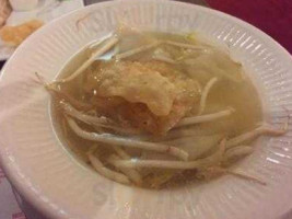 Lim's Palace food