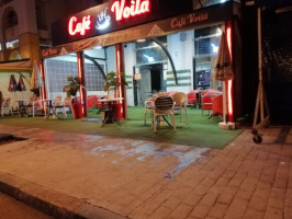 Café Voila inside