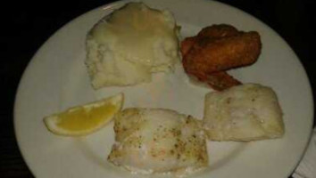 Marie's Casual Dining & Lounge food