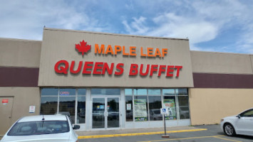 Maple Leaf Queen's Buffet outside