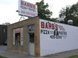 Barb's Pizza, Pasties, And Subs outside