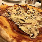 Pizzeria Da Fiorella food