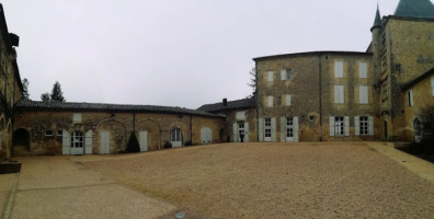 Chateau De Mons outside