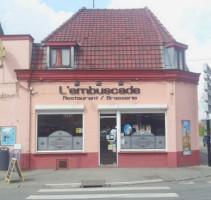 L'embuscade Cafe Brasserie outside