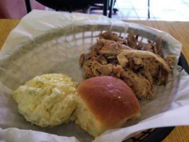 Bob's Bodacious Bbq food