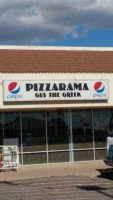 Pizzarama outside