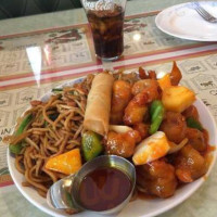 T2 Yan Chinese Cuisine food