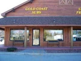 Gold Coast Subs outside