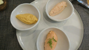 Autour du Saumon Mouffetard food