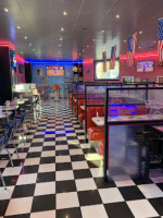 Memphis Diner inside