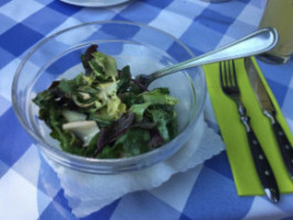 Wiesenstein in der historischen Gaststatte Alte Waldschanke food