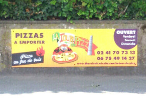 Pizzas La Tour De Pizz food