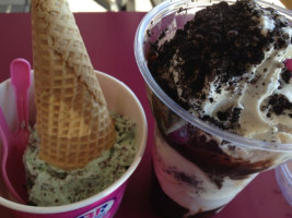 Baskin-robbins inside