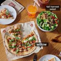 Mod Pizza Berewick food