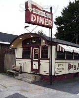 Day Night Diner outside