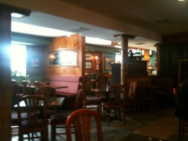 Chartreuse Restaurant & Longchamp Pub inside