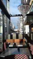 Cafe de Paris inside