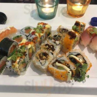 Sushimania food