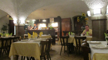Restaurant Caveau du Vigneron Seilly food