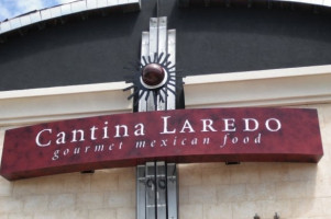 Cantina Laredo food