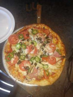Uncle Si's Pizza food