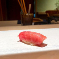 Sushi Akira inside