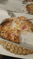 Pizza Fresca food