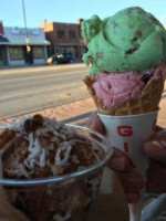Ken Betty's Main Street Ice Cream food