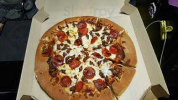 Pizza Hut food