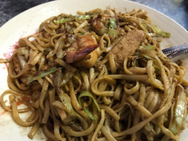 Wong's Asian Bistro food