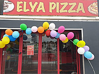 Elya Pizza outside