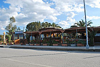 Il Gabbiano outside