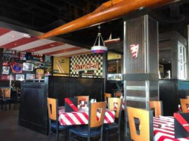 Tgi Fridays inside