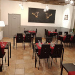 Lataverne De St Pierre Dentro