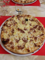 Pizzeria Sartillaise food