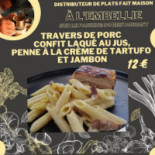 Le Distributeur De L'embellie Nourriture