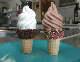 Rickydees Ice Cream food