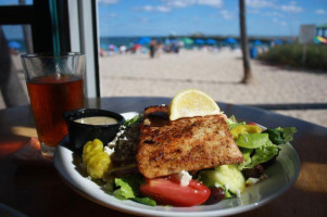 Aruba Beach Cafe food