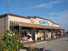 Kacey's Twin Eatery outside