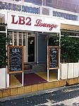 LB2 Lounge outside
