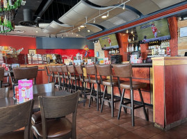 Red Robin Gourmet Burgers And Brews food