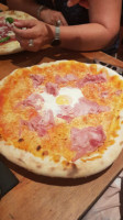 Pizza Saint Roman food