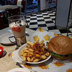 Johnny Rockets food