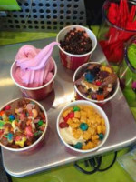 Menchie's food