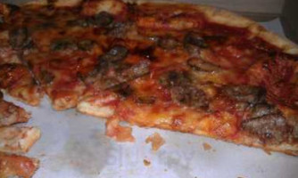Marcello's Pizza food