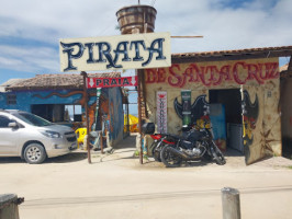 Pirata De Santa Cruz outside