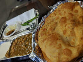 Apna Punjab Restaurant 100% Vegetarien food