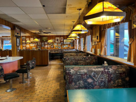 Thunderbird Restaurant inside
