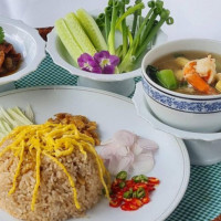 Suan Thip food