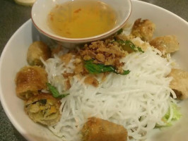Saveurs Vietnam food